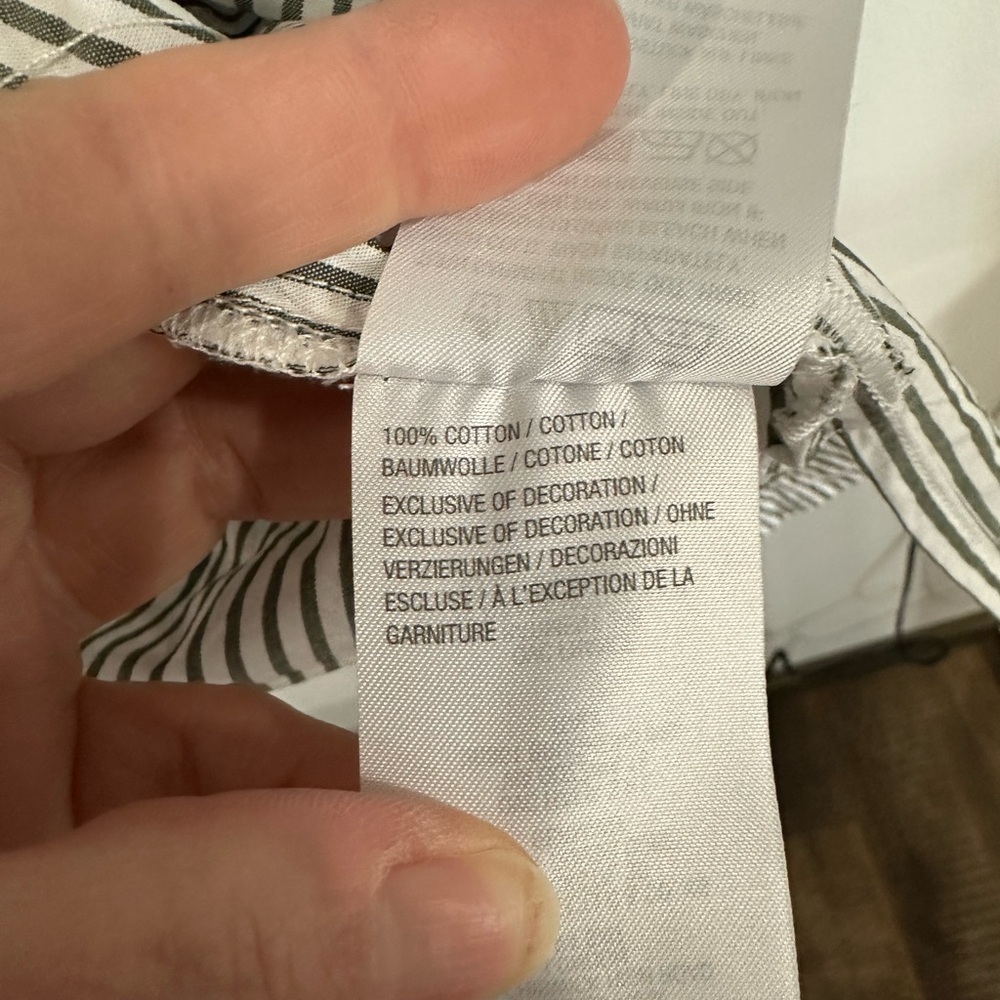 Quacker Factory Black and White Striped Blouse - Picture 4 of 4